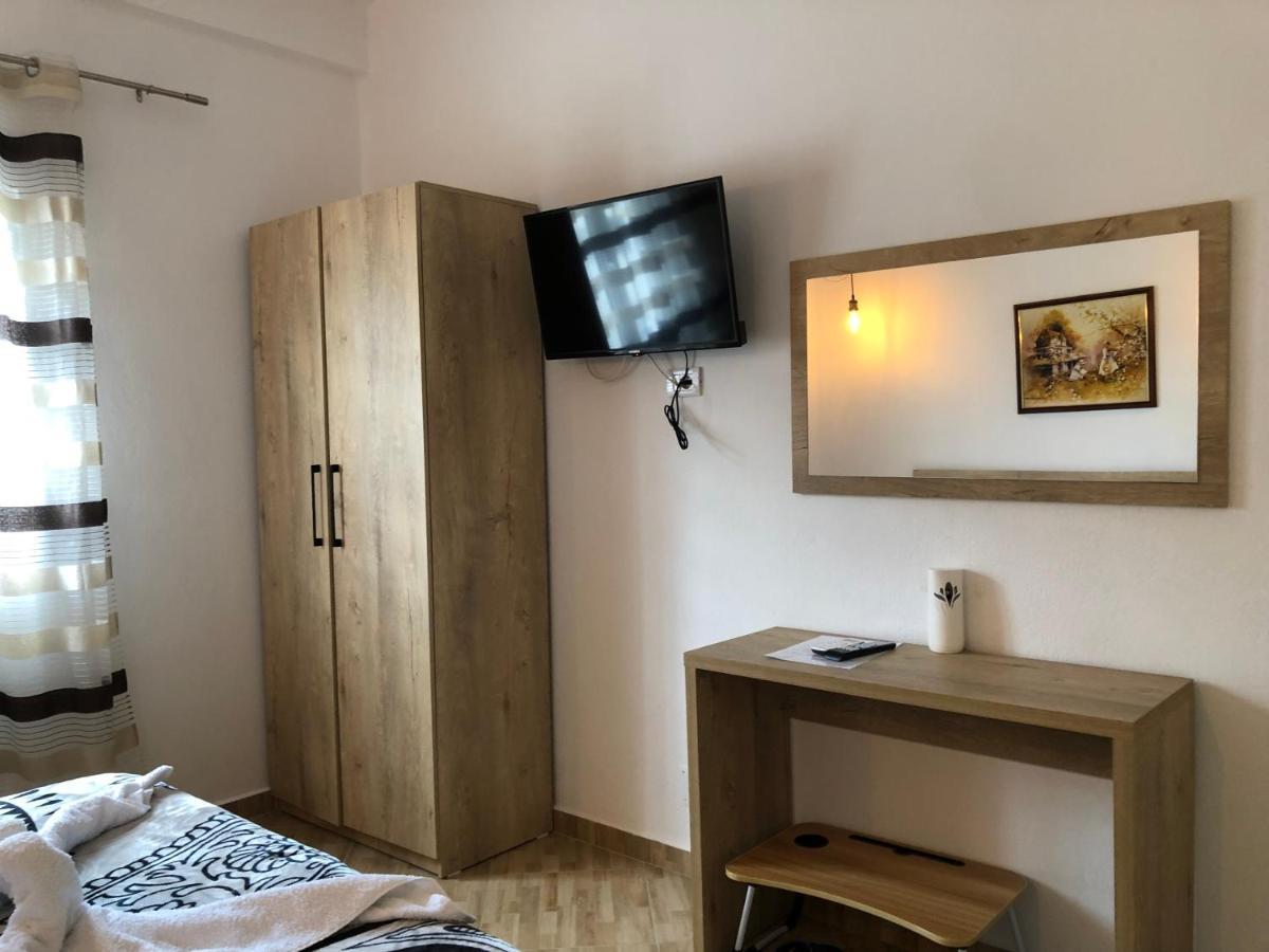 Hotel Apostoli Përmet المظهر الخارجي الصورة