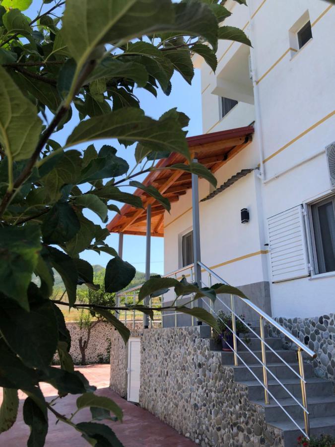 Hotel Apostoli Përmet المظهر الخارجي الصورة