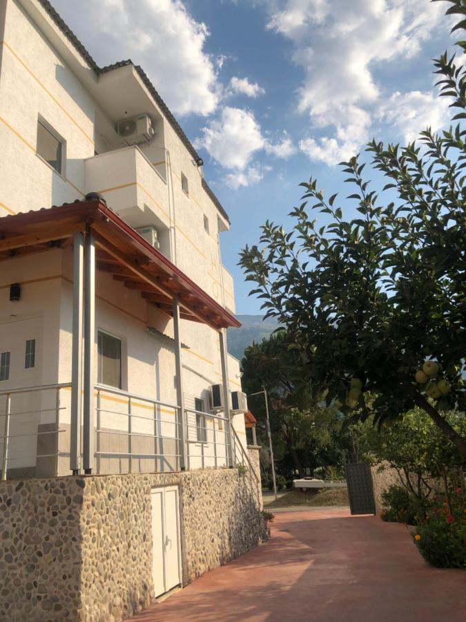 Hotel Apostoli Përmet المظهر الخارجي الصورة