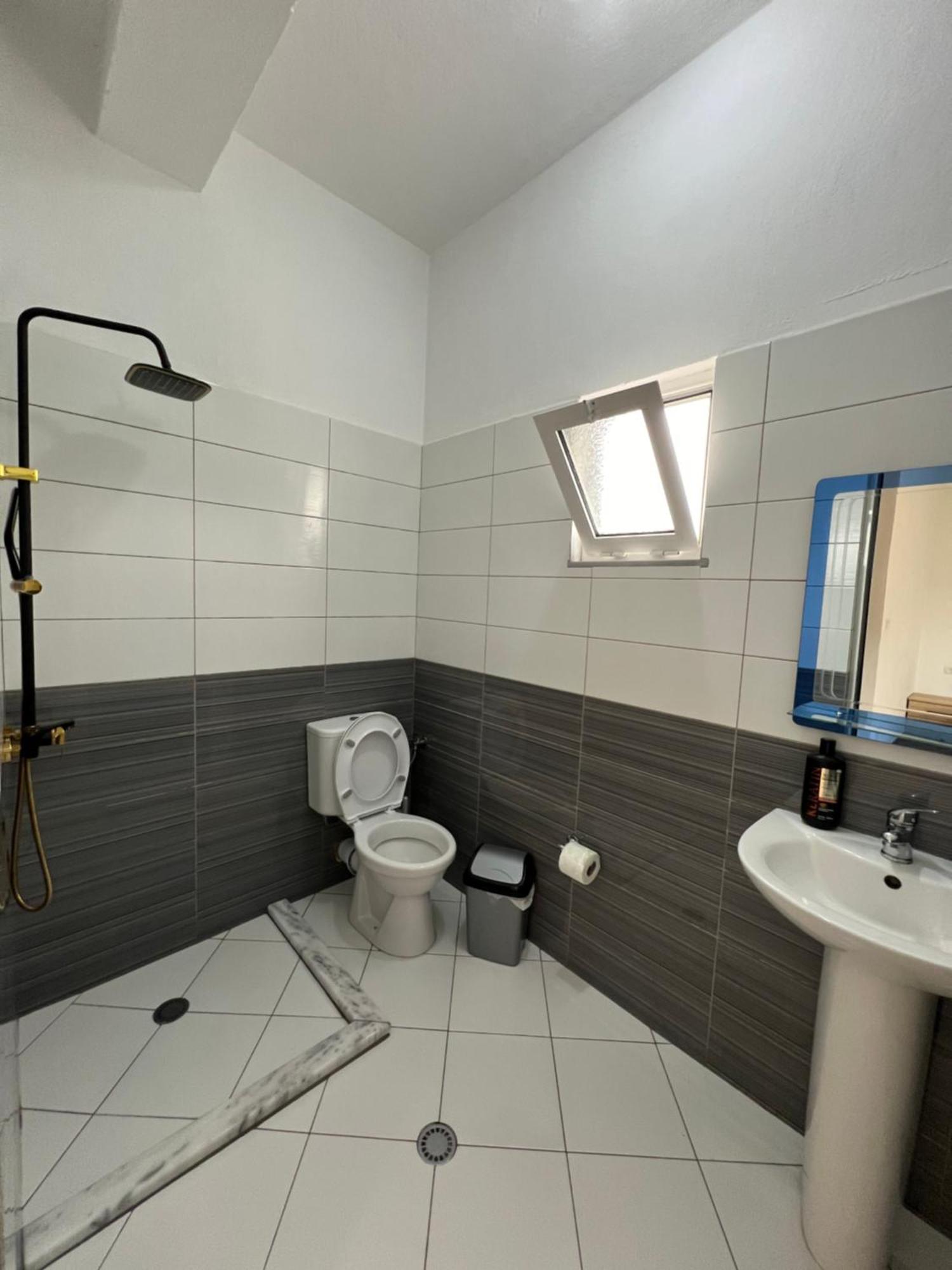 Hotel Apostoli Përmet المظهر الخارجي الصورة